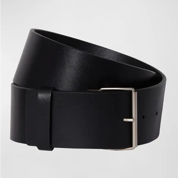 Janessa Leonè Jett Belt